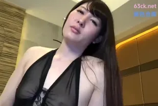FC2PPV-1061950 長腿美女莫娜淡妝下私密刺激陰道緊緻濕潤至高潮噴射