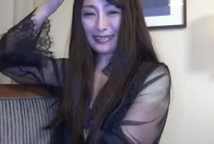 FC2PPV-4569079 性感嬌喘聲挑逗極限深喉口技令人難以抗拒