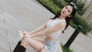 有著明星臉的交換學生Mia