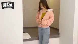 弟弟偷拿姐姐的內衣被姐姐發現強制榨乾