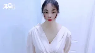 迷藥的力量豪乳露出衣衫不整