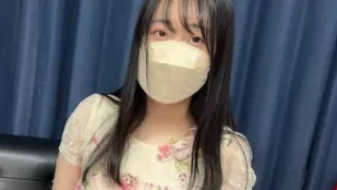 FC2PPV-4633039 來自越南的可愛娃娃臉