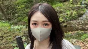 FC2PPV-3499445 我把剛搬到東京的女大學生帶到公園的小廁所