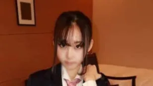 FC2PPV-4667639 一個住在鄉村的單純苗條的女孩