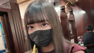 FC2PPV-3174456 擁有超級豐滿小穴的幼兒園老師