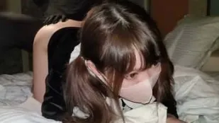 FC2PPV-1795998 我被一個長相可愛的女孩挑逗