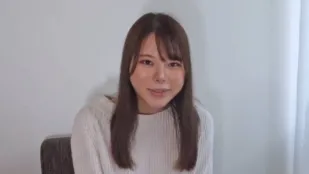 FC2PPV-2852978 溫柔的21歲女大學生
