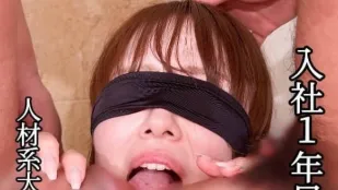 FC2PPV-4657382 畢業一年的女孩是個粗俗的肉便盆