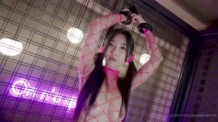 粉色情調美女猛男禁錮女奴白虎情趣內衣射精騷逼挑逗美臀母狗舔逼性交