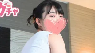 FC2PPV-4639713 黑髮的JD按摩女郎