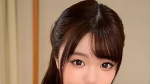 FC2PPV-3187248 她用性感的臀部瘋狂榨精