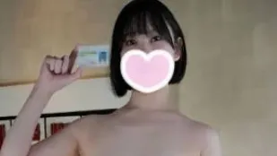 FC2PPV-4640962 身材嬌小卻粗獷的當地女大學生