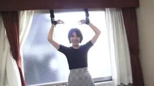 FC2PPV-1783634 美麗優雅的妻子回到家中被捆綁蒙眼並被各種情趣玩具玩弄
