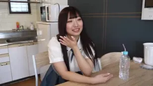 FC2PPV-3543234 乾淨俐落的女大學生