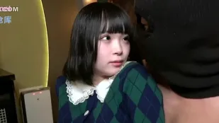 FC2PPV-4672556 租借純白白皙美少女首播