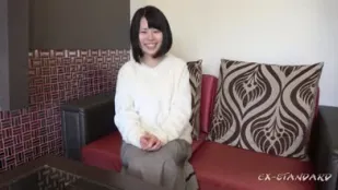 FC2PPV-4520822 無辜的剃光美女