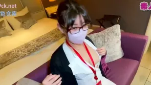 FC2PPV-4615611 黑髮護士被捉姦遭射爆乳震