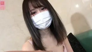 FC2PPV-4967991 超萌瘦高中生首拍偷情慘射