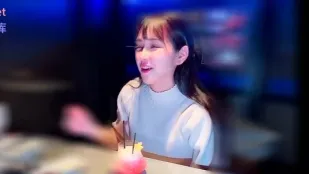 FC2PPV-3127357 爆乳少女兼職泳模偷情慘射