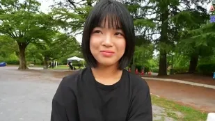 FC2PPV-4961458 純真十八歲少女首拍欲望初綻