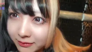 FC2PPV-4956763 搖曳巨胸新人美甲師被誘雙射止癮