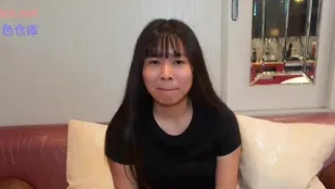 FC2PPV-4931069 超剛毛歲純真少女首嘗