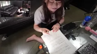 FC2PPV-4498321 精心養育的太過優雅的盒裝小姐