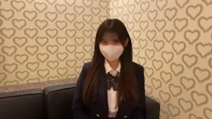 FC2PPV-4408831 啦啦隊女孩人生初生中出