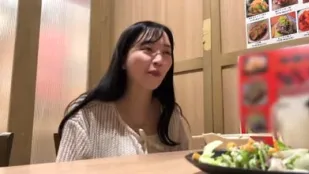 FC2PPV-4588829 零遭遇的31歲失意美女老師麻友我射出大量濃稠精液
