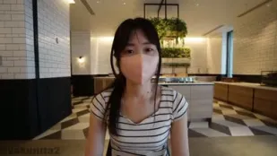 FC2PPV-3812823 可愛又認真的年輕人妻
