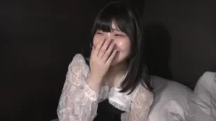 FC2PPV-3861866 把兩股精液射進了她的體內