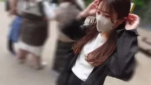 FC2PPV-3610539 在育幼院打工的可愛女孩
