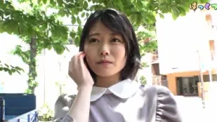 FC2PPV-4751650 清純無邪的女大學生