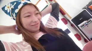 FC2PPV-3199230 某熱門酒吧的招牌女郎享受了3P