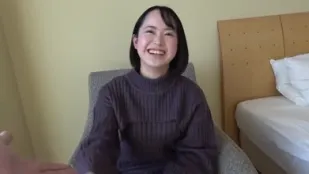 FC2PPV-3218449 挑逗一位忙碌工作一天後前來放鬆的職業女性