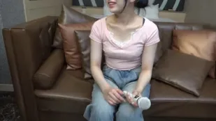 FC2PPV-4769454 滾燙的精液湧入她纖細白皙的身軀