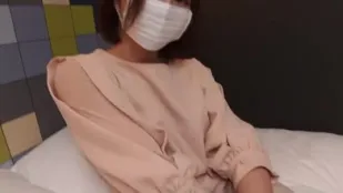 FC2PPV-2880040 第一次體驗到快感充滿欲望被內射了兩次