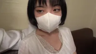 FC2PPV-4577295 中出無礙戀愛笨拙三年單身卻欲望電波滿格！