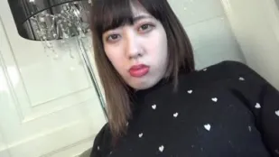 FC2PPV-4543080 白皙軟萌系女大學生被電動按摩器挑逗陰蒂痙攣絕頂潮噴