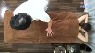 FC2PPV-4848304 無套直射高挑身材五官精緻的美女到訪精心解開她緊緻的身體期待她的放鬆反應