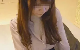 FC2PPV-4584276 苗條妻子出軌丈夫以償還債務