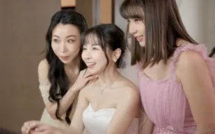 伴娘們搶走朋友的新郎當然要先經歷過呀 吳夢夢 夏晴子