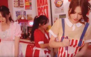 多女快餐店之餐廳吃肉棒 辛尤里