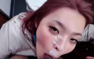 在高鐵上為小哥哥口交 Kitty