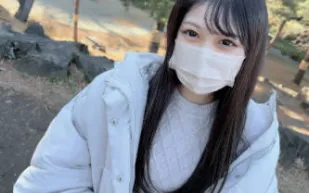 FC2PPV-3237986 在道玄坂的咖啡廳打工的20歲娃娃臉大學生