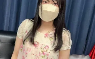 FC2PPV-4633039 來自越南的可愛娃娃臉