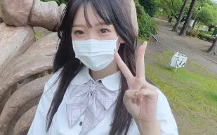 FC2PPV-4015448 擁有G罩杯豐滿彈跳的少女