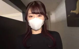 FC2PPV-4826869 超級可愛漂亮的OL
