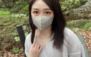 FC2PPV-3499445 我把剛搬到東京的女大學生帶到公園的小廁所