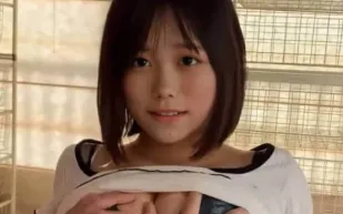 FC2PPV-4600938 超美少女和POV性愛